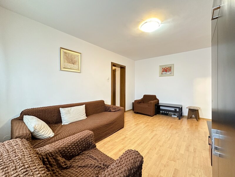 Bucur Obor. 3 camere 6 minute pe jos este Metroul, Bucur Obor! Loc de parcare!