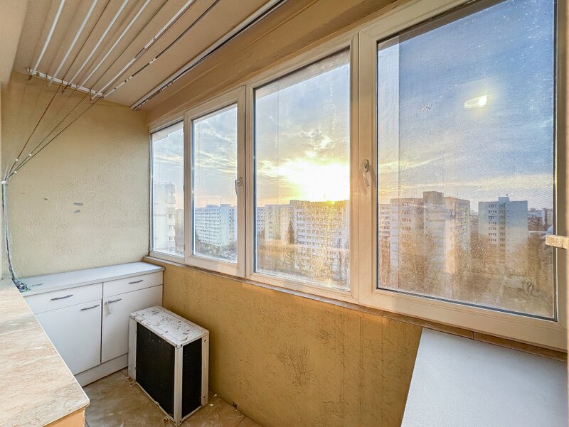 Bucur Obor. 3 camere 6 minute pe jos este Metroul, Bucur Obor! Loc de parcare!