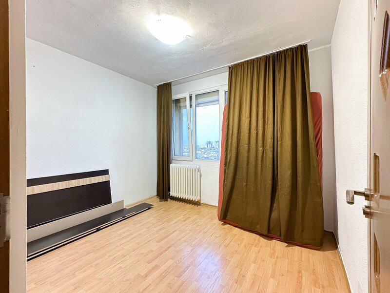 Bucur Obor. 3 camere 6 minute pe jos este Metroul, Bucur Obor! Loc de parcare!